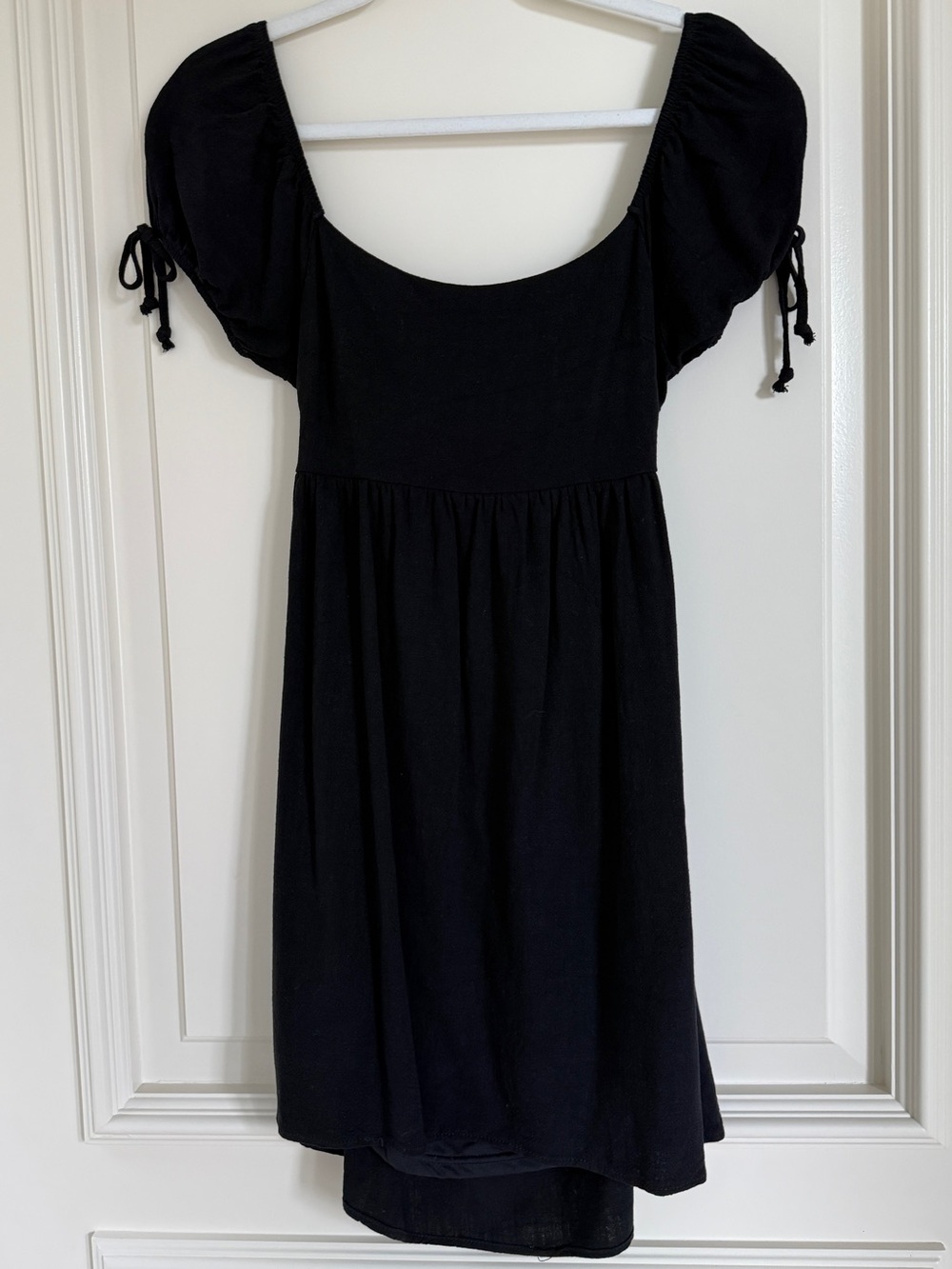 La Hearts Black Dress with Puff Sleeve Detail